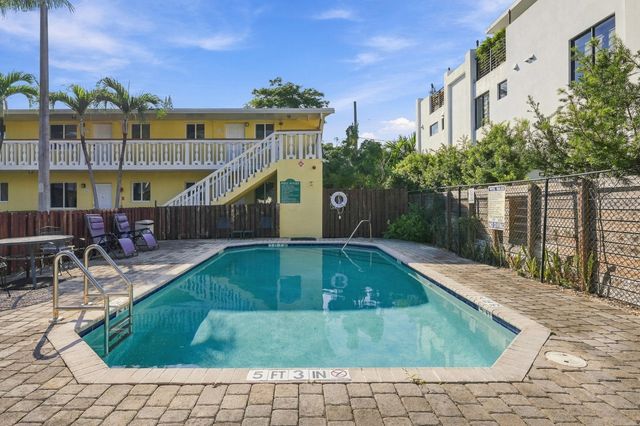 2655 NE 8th Avenue Apt 210, Wilton Manors, FL 33334