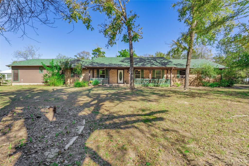 11870 Farm to Market 429, Terrell, TX 75161