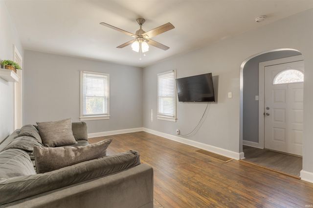 1707 Russell Avenue, Evansville, IN 47720