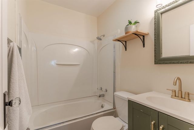 1707 Russell Avenue, Evansville, IN 47720