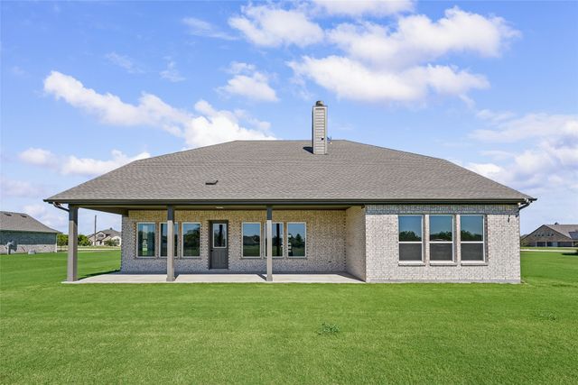 585 Brown Road, Leonard, TX 75452