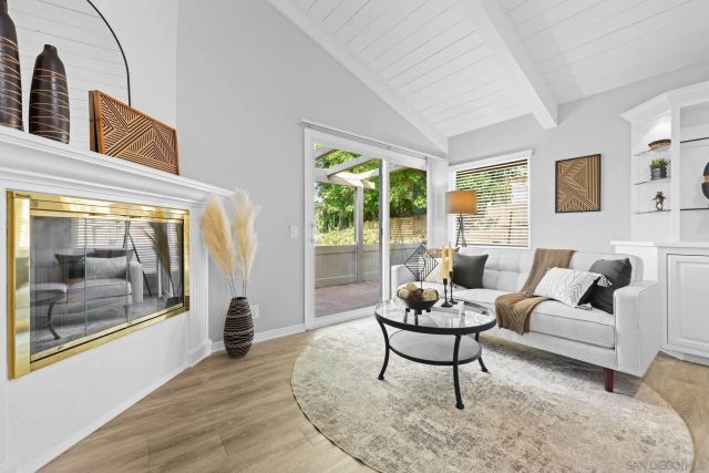 5673 Lake Murray Blvd B, La Mesa, CA 91942