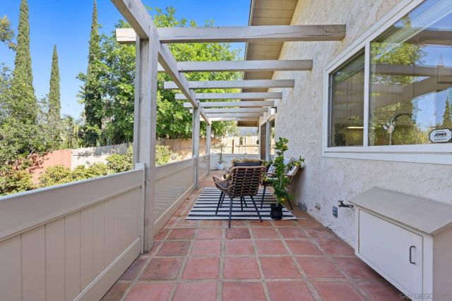 5673 Lake Murray Blvd B, La Mesa, CA 91942