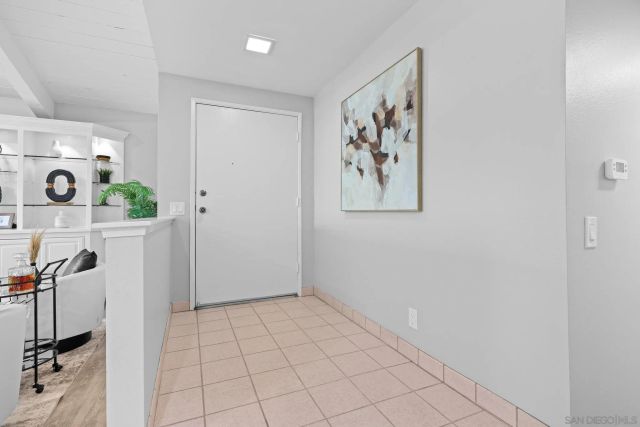 5673 Lake Murray Blvd B, La Mesa, CA 91942