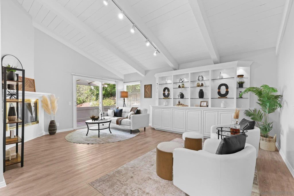 5673 Lake Murray Blvd B, La Mesa, CA 91942