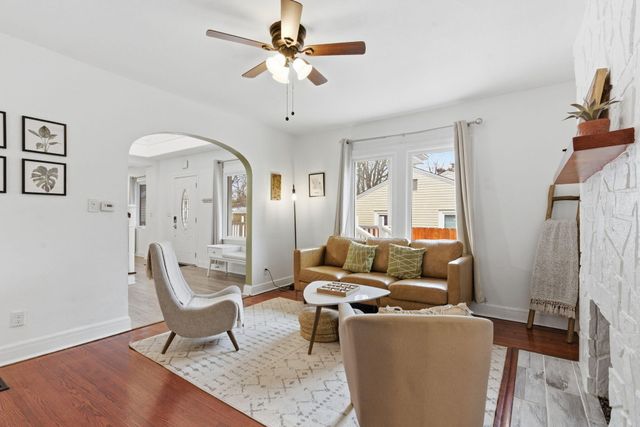 1834 S Jefferson Avenue, Springfield, MO 65807