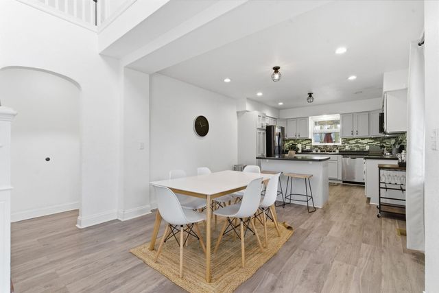 1834 S Jefferson Avenue, Springfield, MO 65807