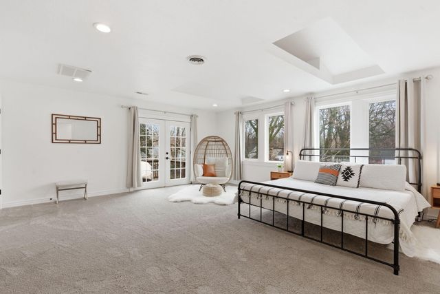 1834 S Jefferson Avenue, Springfield, MO 65807