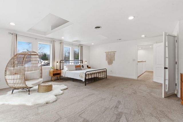 1834 S Jefferson Avenue, Springfield, MO 65807