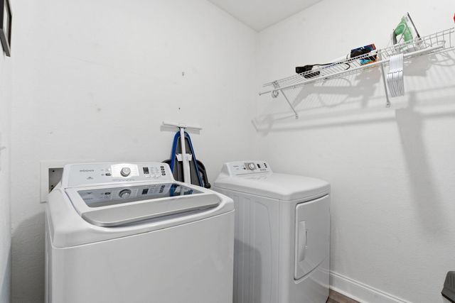 1834 S Jefferson Avenue, Springfield, MO 65807