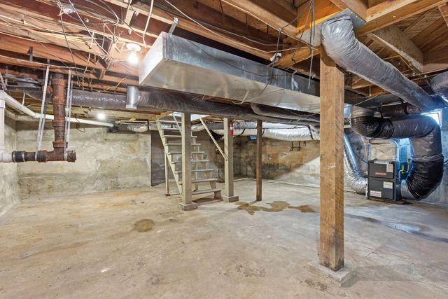 1834 S Jefferson Avenue, Springfield, MO 65807