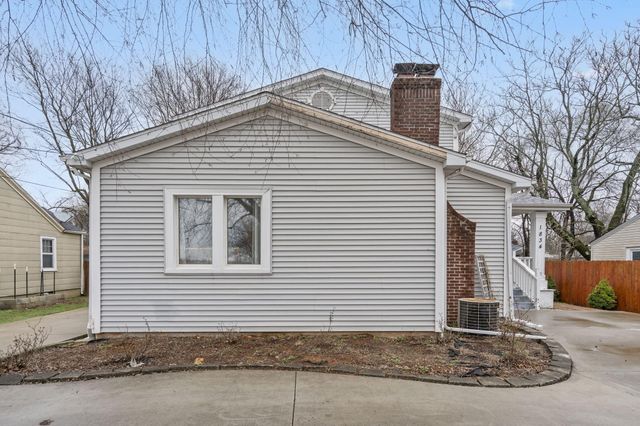 1834 S Jefferson Avenue, Springfield, MO 65807