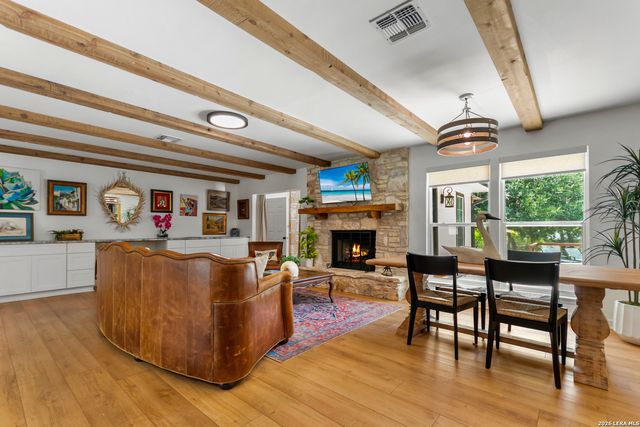 105 JACOB DR, Boerne, TX 78006