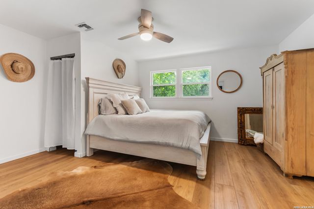 105 JACOB DR, Boerne, TX 78006