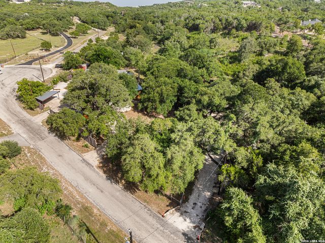 105 JACOB DR, Boerne, TX 78006