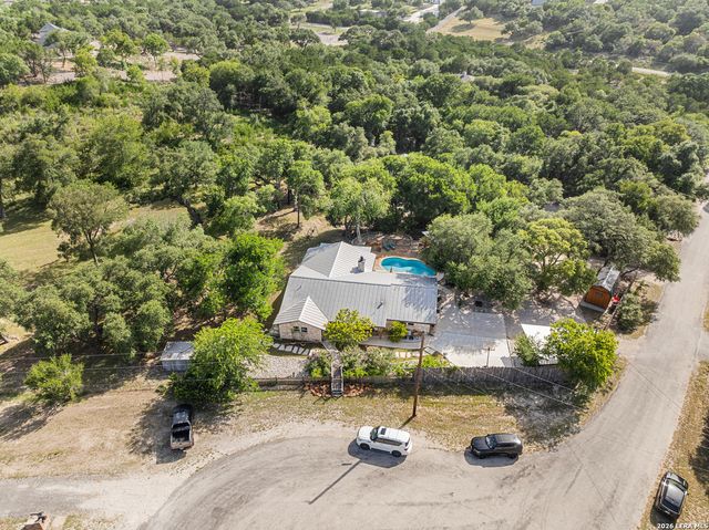 105 JACOB DR, Boerne, TX 78006