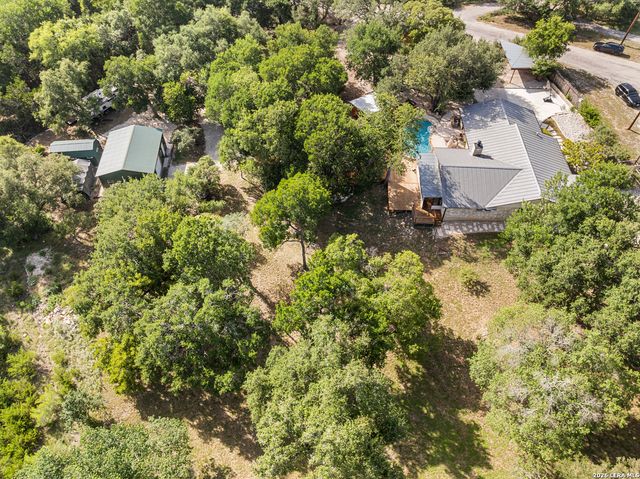 105 JACOB DR, Boerne, TX 78006