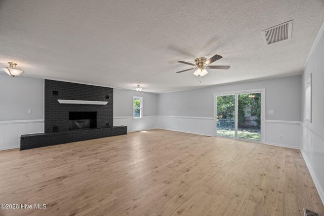 202 Stratford Road, Havelock, NC 28532