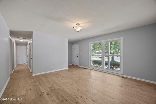 202 Stratford Road, Havelock, NC 28532