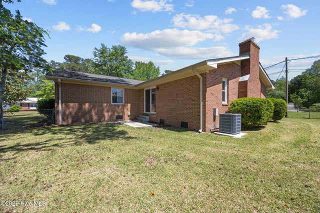 202 Stratford Road, Havelock, NC 28532