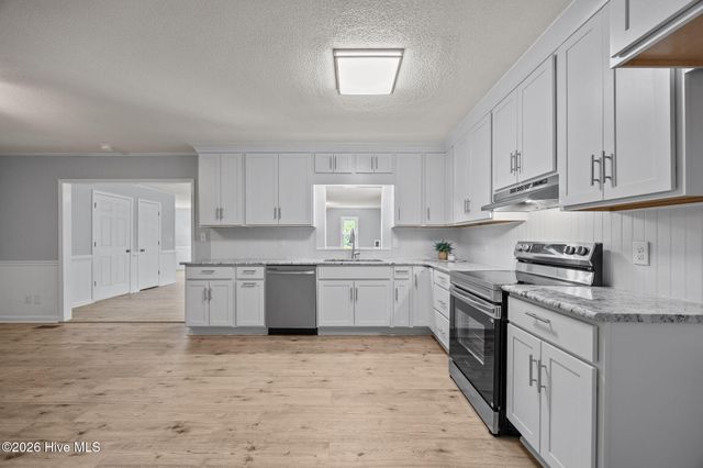 202 Stratford Road, Havelock, NC 28532