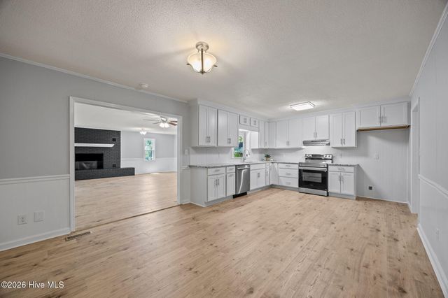 202 Stratford Road, Havelock, NC 28532