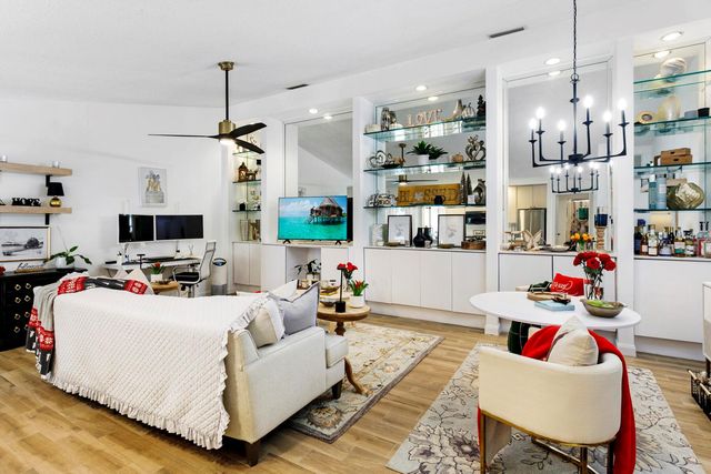 4503 Lakemont Court Court, Palm Beach Gardens, FL 33403