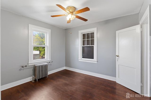 10 Garfield Street, Linden, NJ 07036