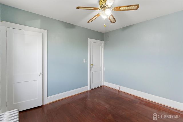 10 Garfield Street, Linden, NJ 07036