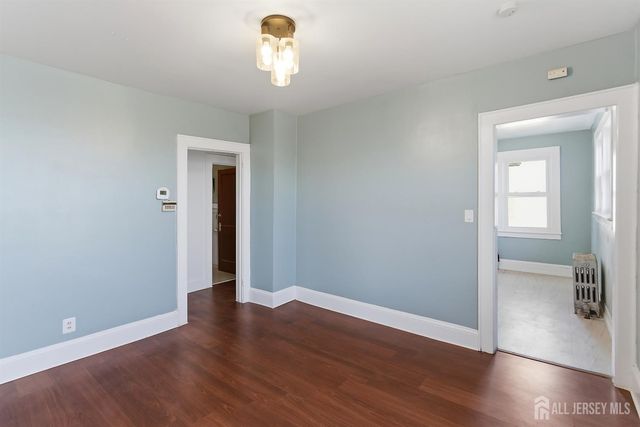 10 Garfield Street, Linden, NJ 07036