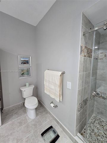 18340 NW 10th Street, Pembroke Pines, FL 33029