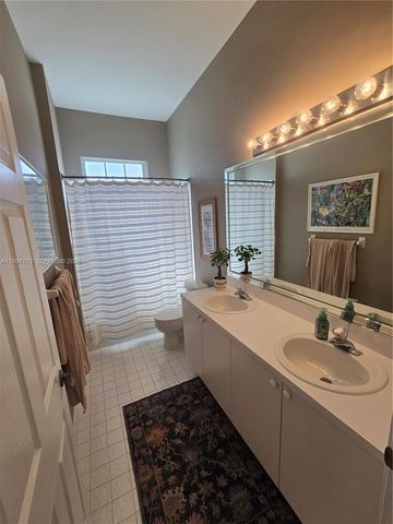 18340 NW 10th Street, Pembroke Pines, FL 33029