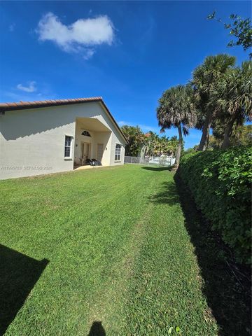 18340 NW 10th Street, Pembroke Pines, FL 33029
