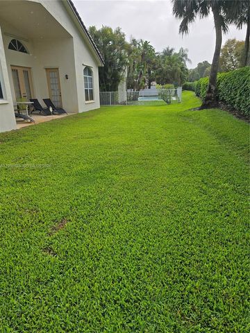 18340 NW 10th Street, Pembroke Pines, FL 33029