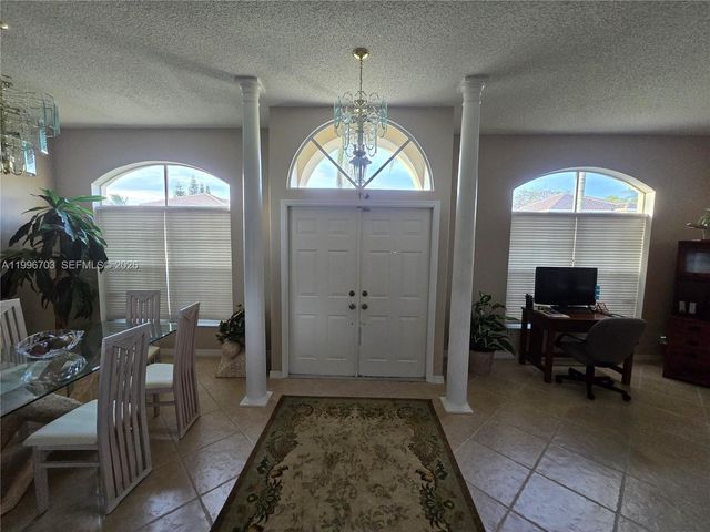 18340 NW 10th Street, Pembroke Pines, FL 33029