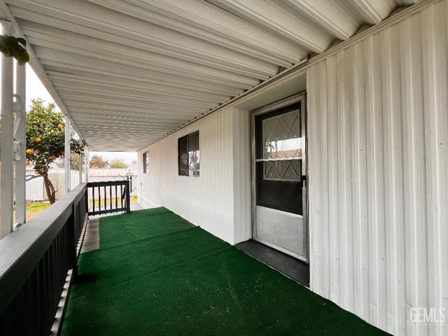 1501 calcuta 5, Bakersfield, CA 93304