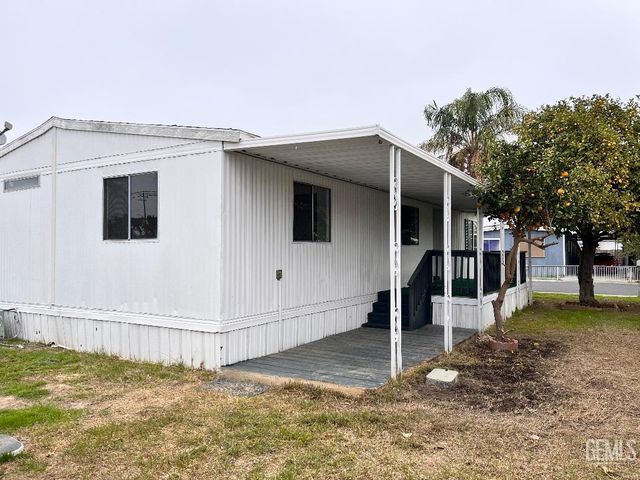 1501 calcuta 5, Bakersfield, CA 93304