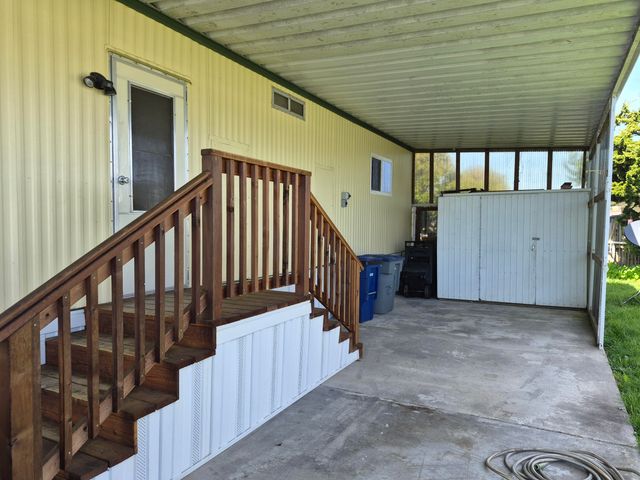 2048 Appaloosa Lane, Arcata, CA 95521