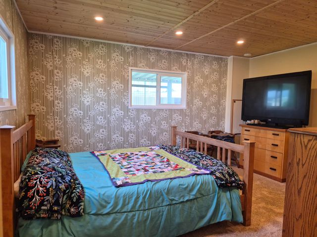 2048 Appaloosa Lane, Arcata, CA 95521