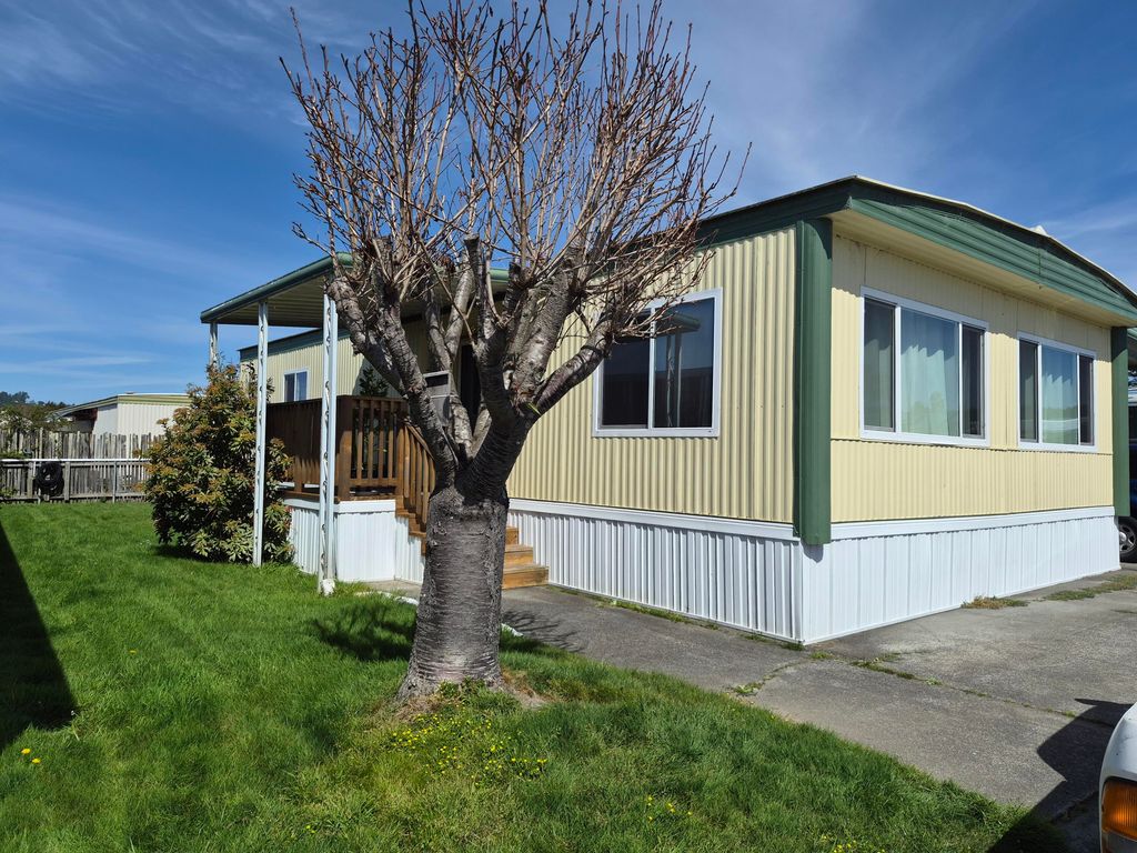 2048 Appaloosa Lane, Arcata, CA 95521