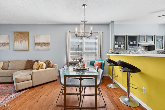 5351 Cog Hill Court, Raleigh, NC 27604