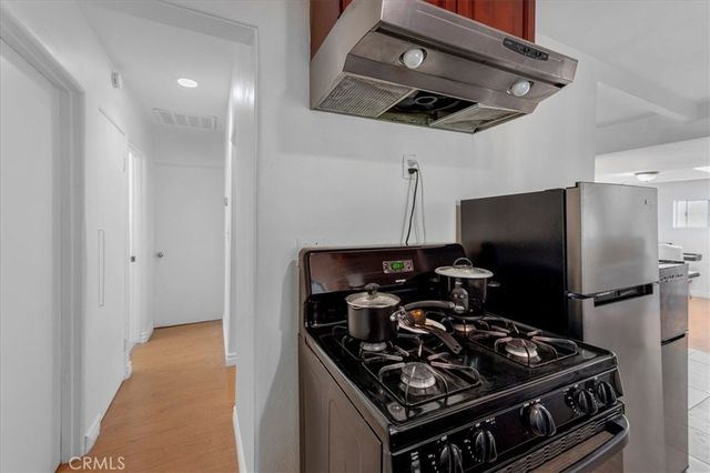 1128 S Parton, Santa Ana, CA 92707