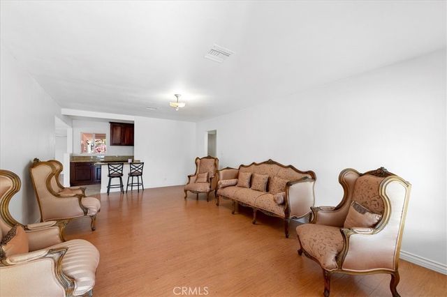 1128 S Parton, Santa Ana, CA 92707