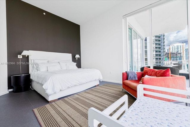 900 Brickell Key Blvd 1101, Miami, FL 33131