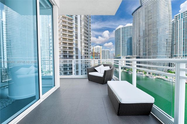 900 Brickell Key Blvd 1101, Miami, FL 33131