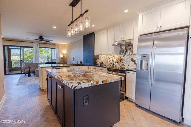 1715 E Deer Shadow Lane, Tucson, AZ 85737