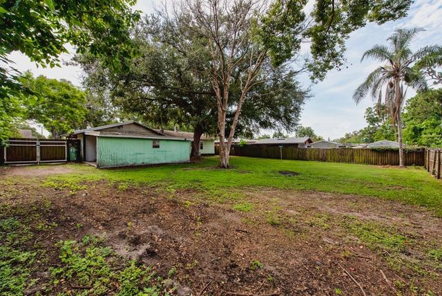 1509 N BURTON STREET, Plant City, FL 33563