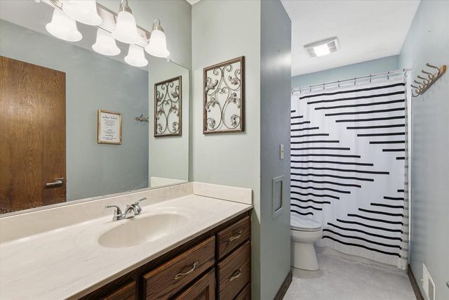 215 LILAC LANE, Little Chute, WI 54140