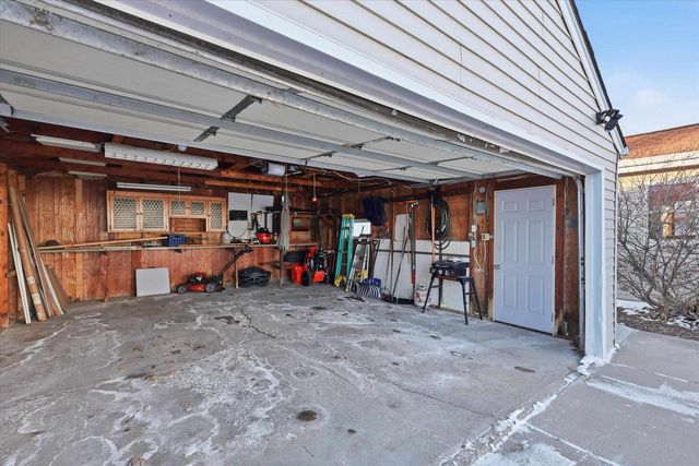 215 LILAC LANE, Little Chute, WI 54140