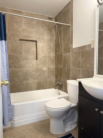 2421 AVERY AVE, Memphis, TN 38112